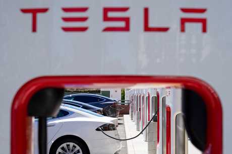 美電動車股Tesla升近5%，勢錄11連升